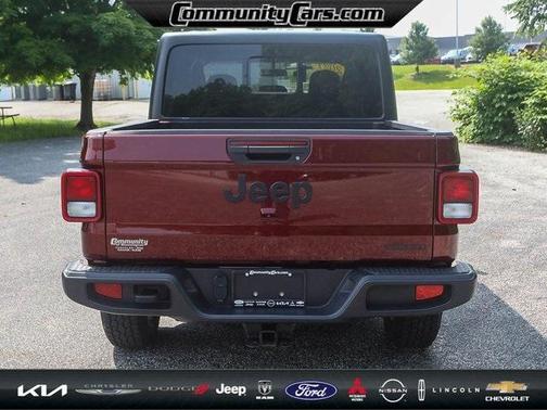 2021 Jeep Gladiator Sport
