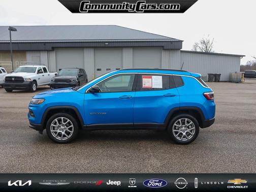 2022 Jeep Compass Latitude Lux