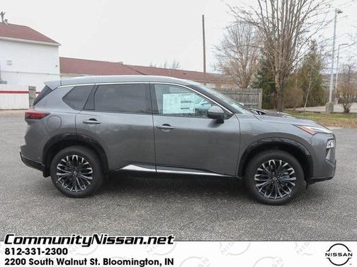 2025 Nissan Rogue Platinum