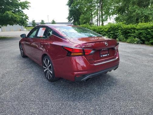 2019 Nissan Altima 2.0 SR