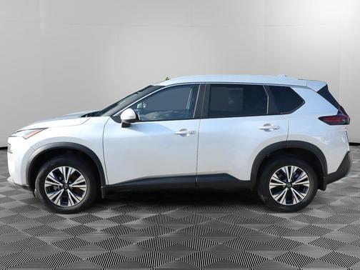 Brilliant Silver Metallic 2023 Nissan Rogue SV