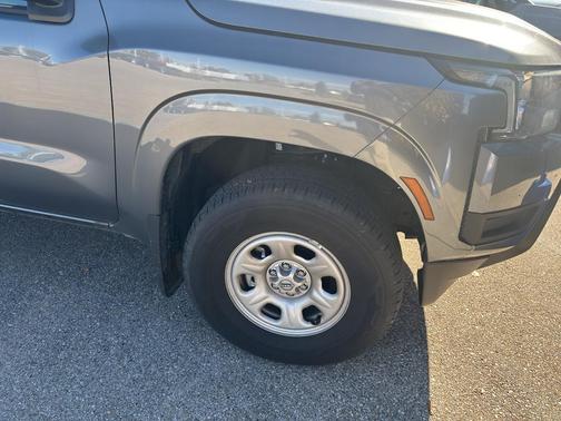 2025 Nissan Frontier S