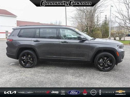 2023 Jeep Grand Cherokee L Laredo