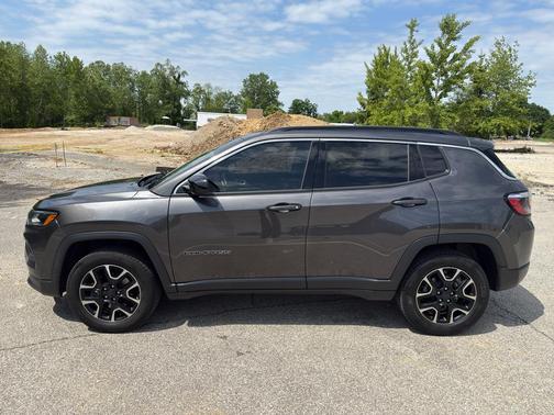 Granite Crystal Clearcoat Metallic 2022 Jeep Compass Latitude