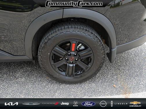 2025 Nissan Rogue Rock Creek