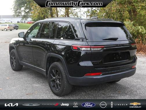 2024 Jeep Grand Cherokee Laredo