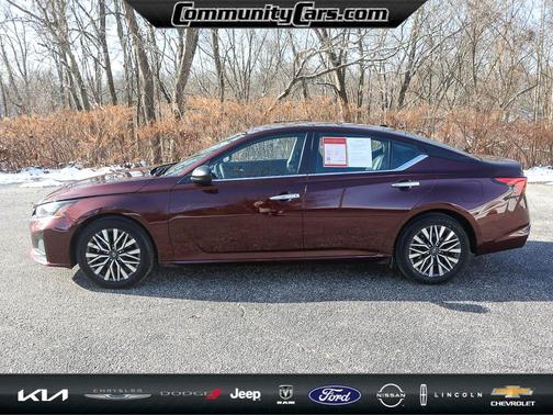2024 Nissan Altima 2.5 SV