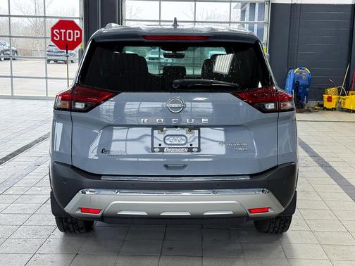 2023 Nissan Rogue Platinum