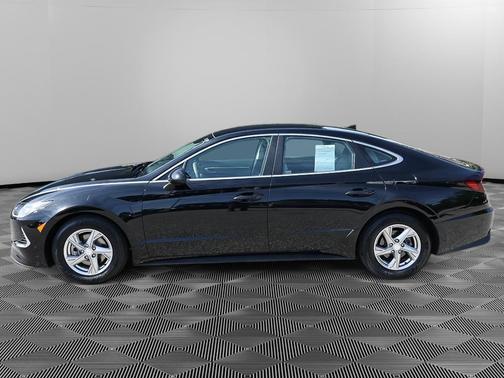 Phantom Black 2021 Hyundai SONATA SE