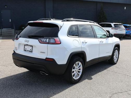 Bright White Clearcoat 2022 Jeep Cherokee Latitude Lux