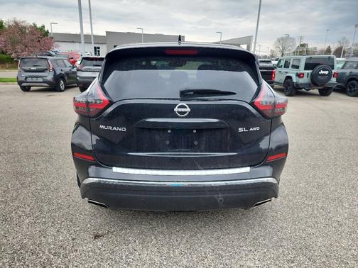 2023 Nissan Murano SL