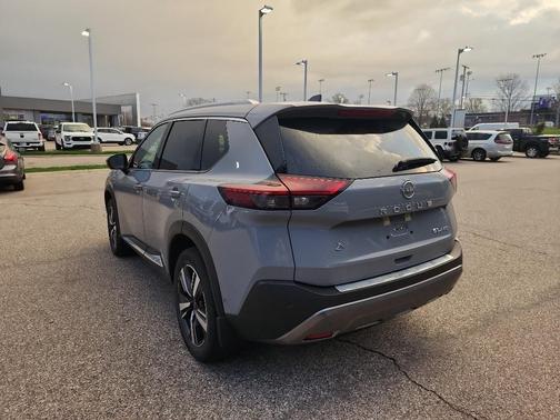 2023 Nissan Rogue SL
