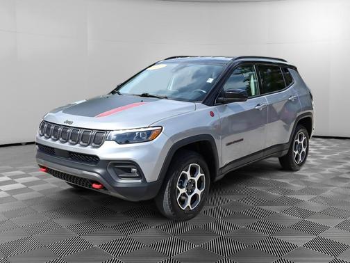 Billet Silver Metallic Clearcoat 2022 Jeep Compass Trailhawk