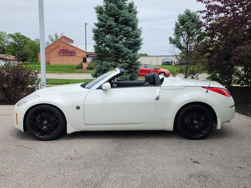 Pikes Peak White Pearl 2007 Nissan 350Z Touring