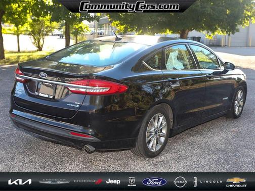 2017 Ford Fusion Hybrid SE