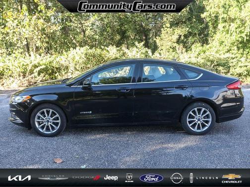 2017 Ford Fusion Hybrid SE