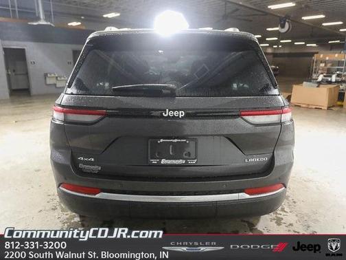 2025 Jeep Grand Cherokee Laredo