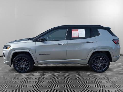 2022 Jeep Compass Altitude