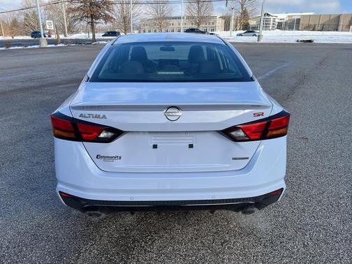 2024 Nissan Altima 2.0 SR