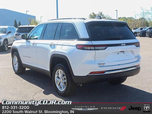 2025 Jeep Grand Cherokee Laredo X