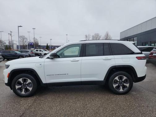 2022 Jeep Grand Cherokee 4xe Base
