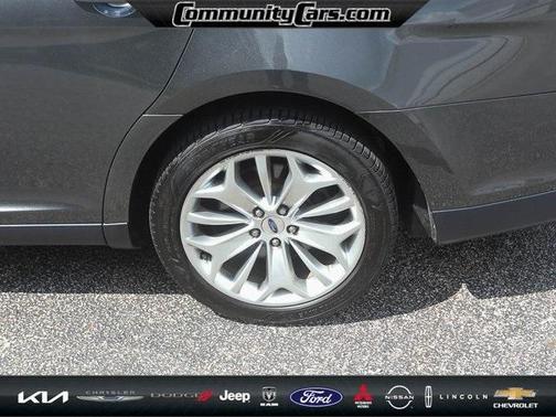 2017 Ford Taurus Limited