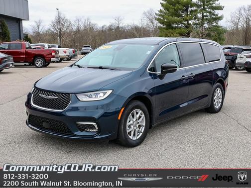 Fathom Blue Pearlcoat 2024 Chrysler Pacifica Touring-L