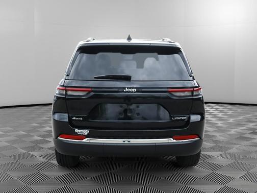 Diamond Black 2023 Jeep Grand Cherokee Limited