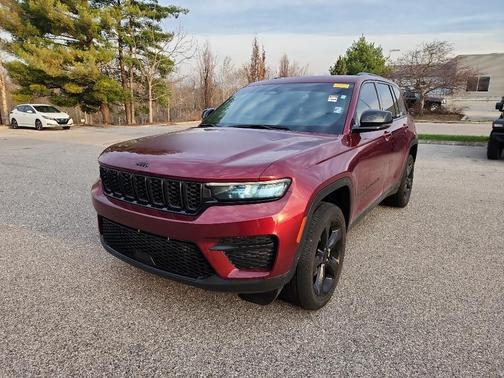 2023 Jeep Grand Cherokee Altitude