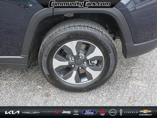 2022 Jeep Grand Cherokee 4xe Base