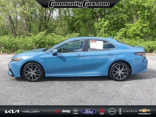 2024 Toyota Camry SE