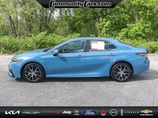2024 Toyota Camry SE