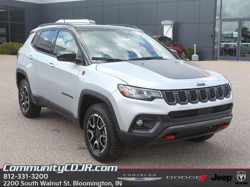 2025 Jeep Compass Trailhawk