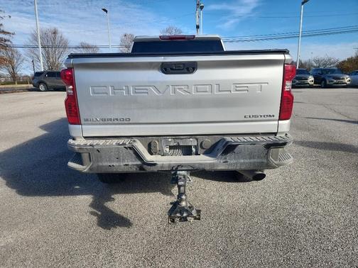 2022 Chevrolet Silverado 2500 Custom