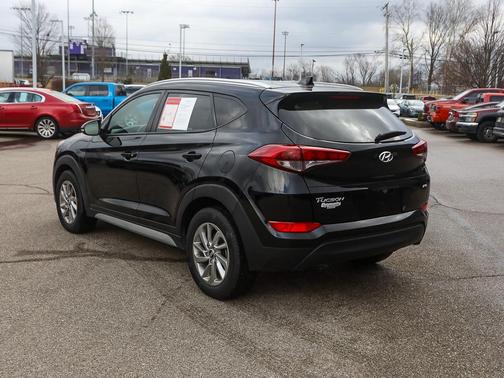 2017 Hyundai TUCSON SE Plus