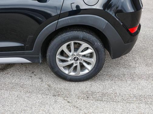 2017 Hyundai TUCSON SE Plus