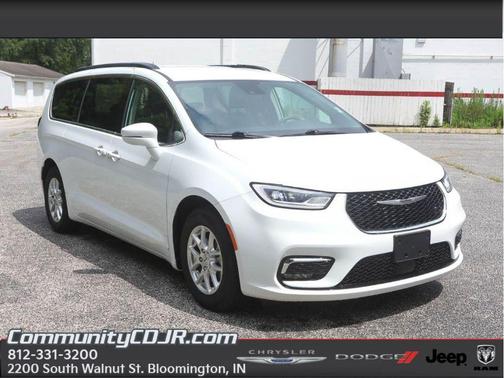 2022 Chrysler Pacifica Touring-L