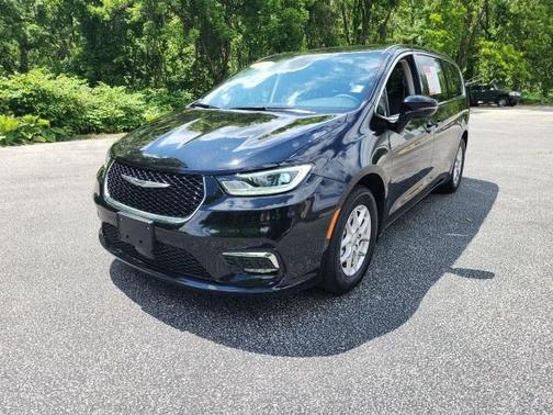 2024 Chrysler Pacifica Touring-L