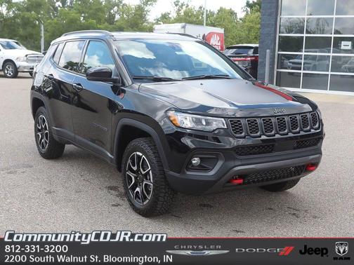 2025 Jeep Compass Trailhawk