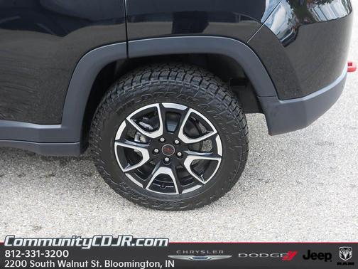 2025 Jeep Compass Trailhawk