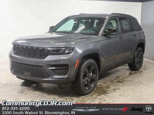 2025 Jeep Grand Cherokee Laredo