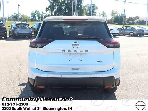 2026 Nissan Rogue SV