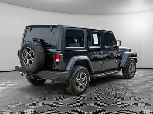 2022 Jeep Wrangler Unlimited Sport
