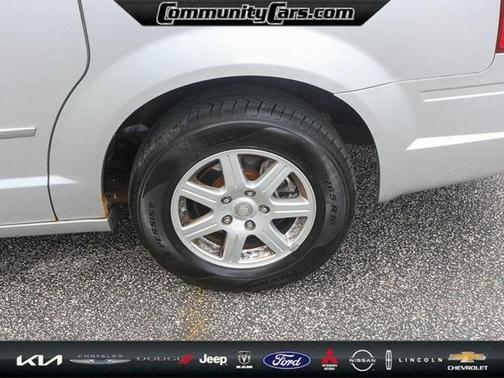 2010 Chrysler Town & Country Touring