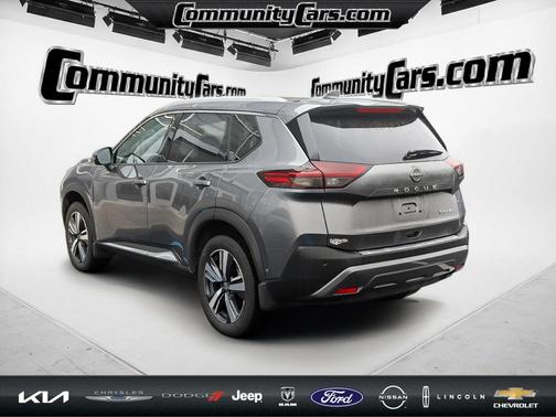 2023 Nissan Rogue SL