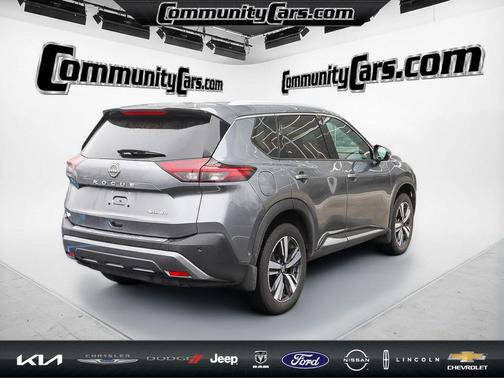 2023 Nissan Rogue SL