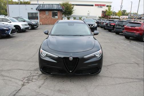 2019 Alfa Romeo Stelvio Base