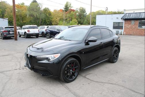 2019 Alfa Romeo Stelvio Base