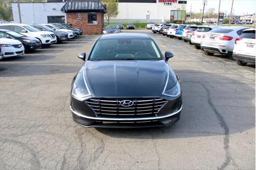 2020 Hyundai SONATA SE