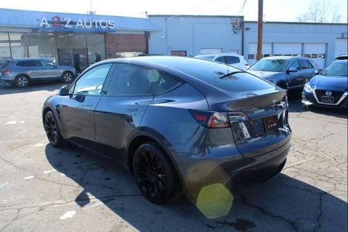 2021 Tesla Model Y Long Range Dual Motor All-Wheel Drive